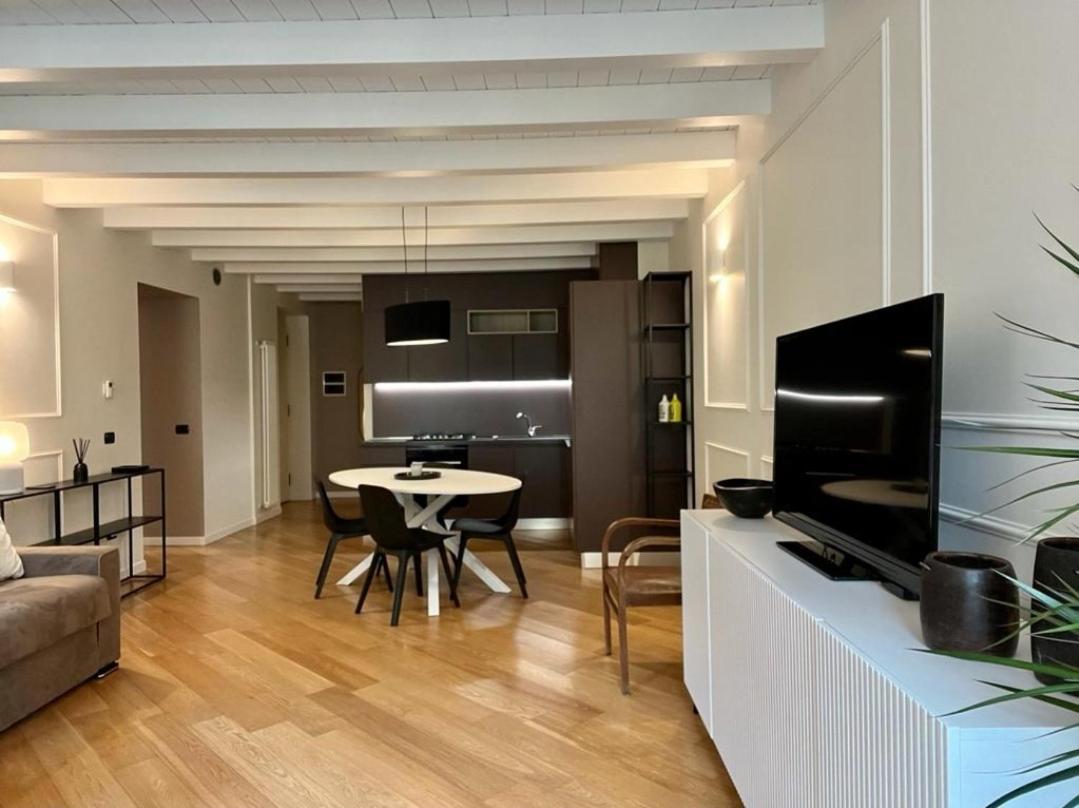 Suite Moroni Apartment Bergamo Eksteriør billede